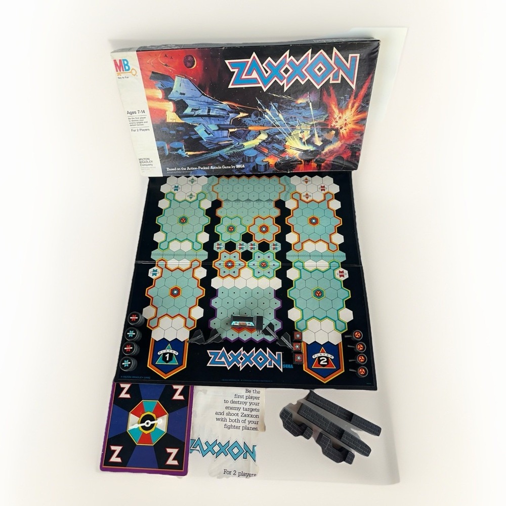 Zaxxon 1982 Board Game Vintage Parts Nearly Complete Milton‎ Bradley Sega